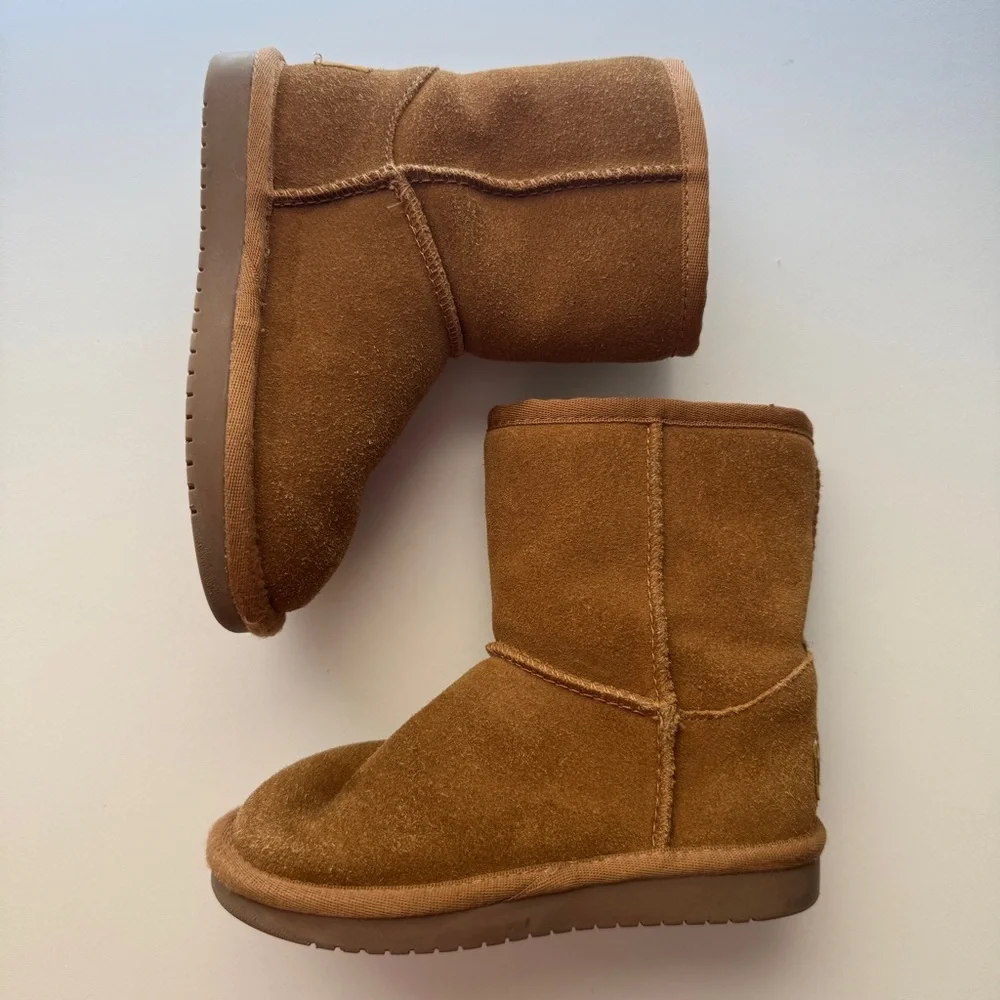 Kookaburra by Ugg Boots kids sz .10